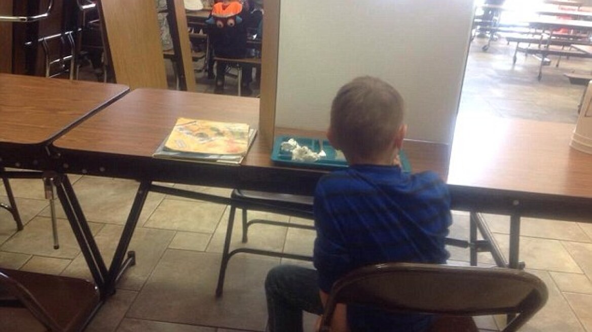 ΗΠΑ: Στην απομόνωση εξάχρονος μαθητής επειδή... αργούσε στο μάθημα!