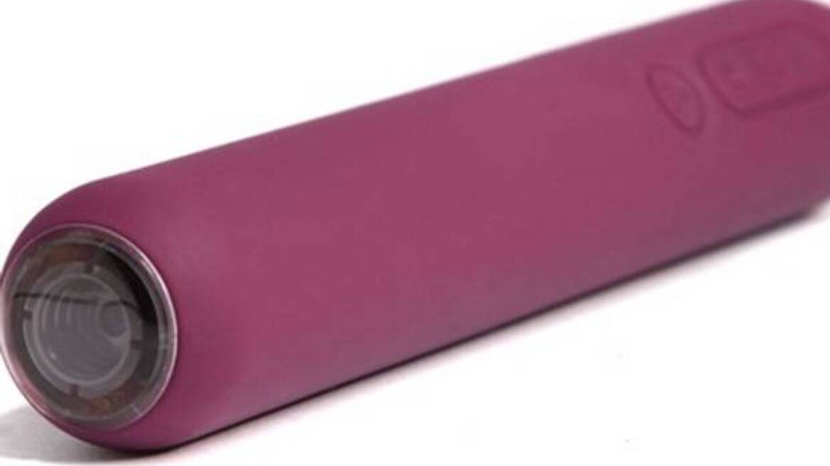 Sex selfie stick: Να πώς μπορείτε να βγάλετε selfie ακόμα και τον... οργασμό σας!