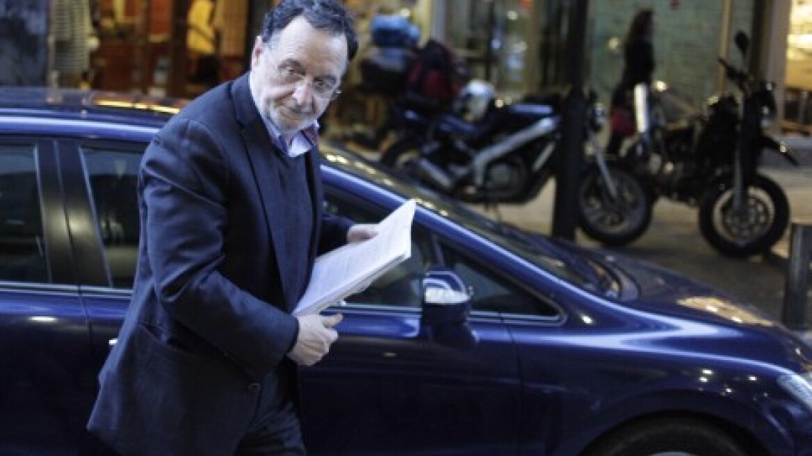 «Απαιτούν εδώ και τώρα υποταγή - Μονόδρομος η ρήξη», γράφει το Iskra του Λαφαζάνη 