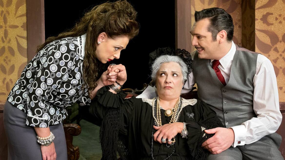 Δείτε τις πρόβες από την παράσταση «Φιλουμένα» 