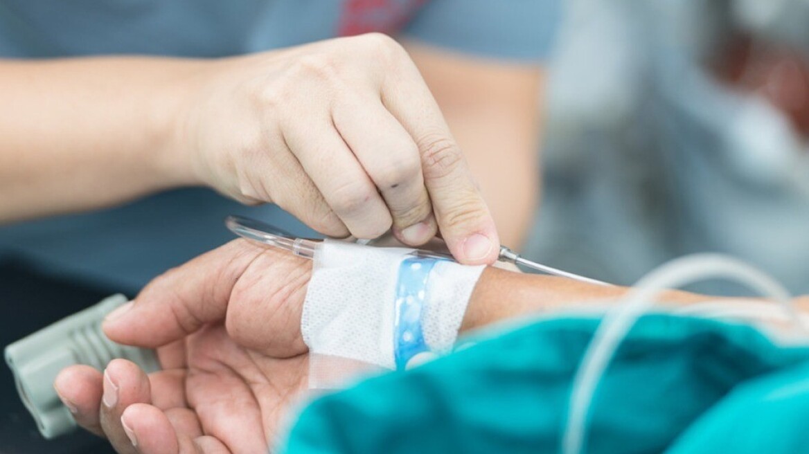 Εποχική γρίπη: Στους 31 οι ασθενείς που είναι σε ΜΕΘ