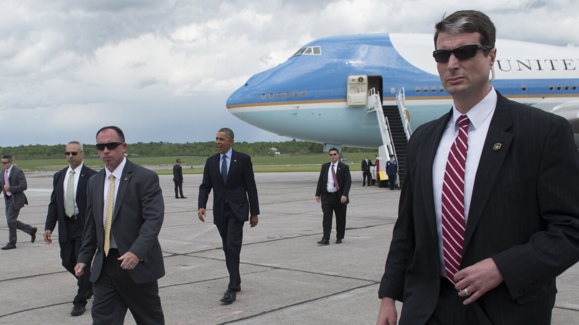 Μεθυσμένοι πράκτορες έπεσαν με το αυτοκίνητο πάνω στον φράχτη του Λευκού Οίκου!