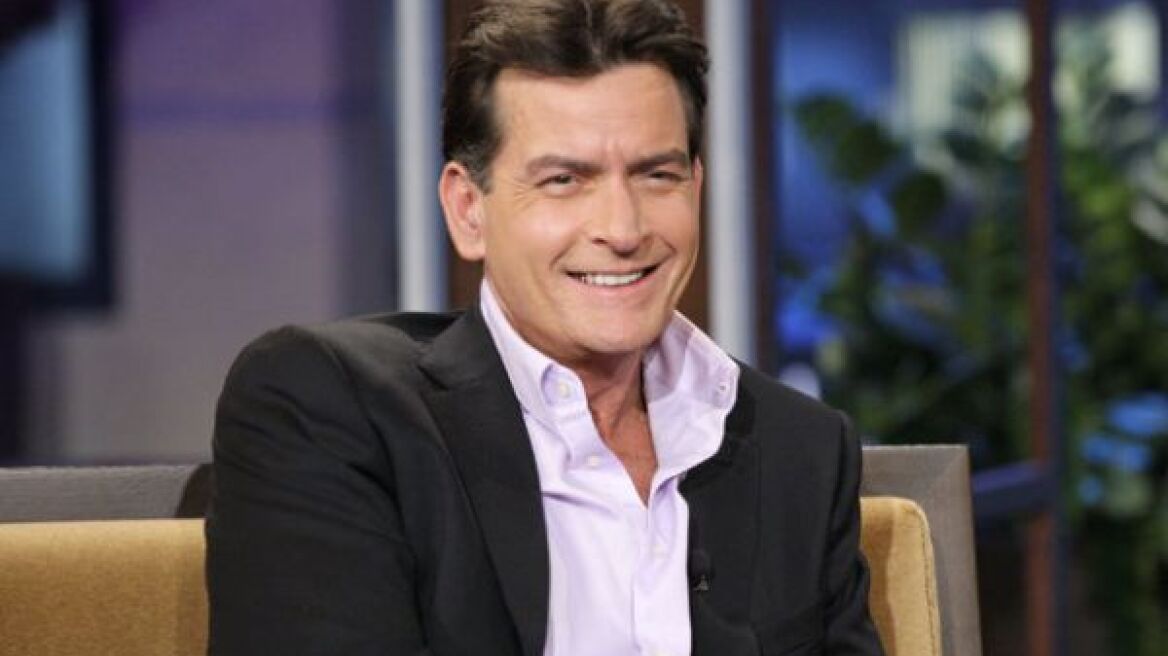 Τα πήρε με τον σεναριογράφο ο Τσάρλι Σιν