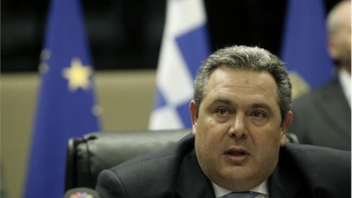 Καμμένος: Θα βραβεύσει τον στρατιωτικό που βρήκε 3.000 ευρώ και τα παρέδωσε 