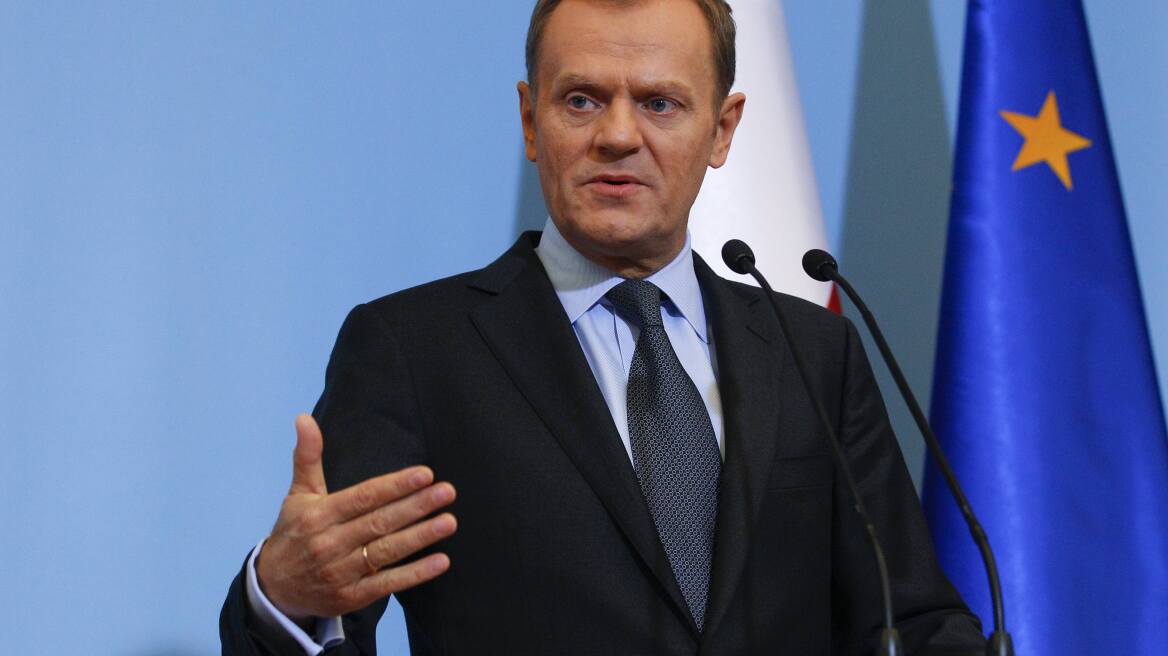 Τουσκ: Βλακώδες σενάριο η έξοδος της Ελλάδας από το ευρώ