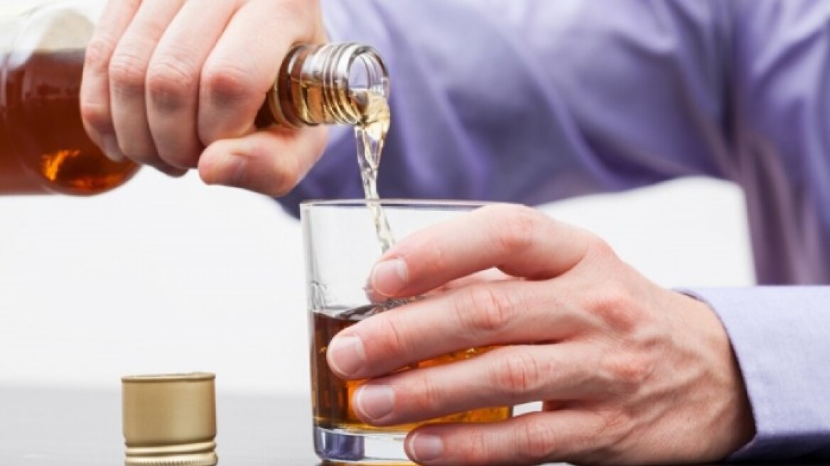 Απλοί κανόνες για να προφυλαχθείτε από τα ποτά "μπόμπες"