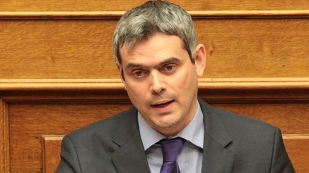 ΝΔ: Μόνο στις δεσμεύσεις της προς τους κουκουλοφόρους είναι συνεπής η κυβέρνηση