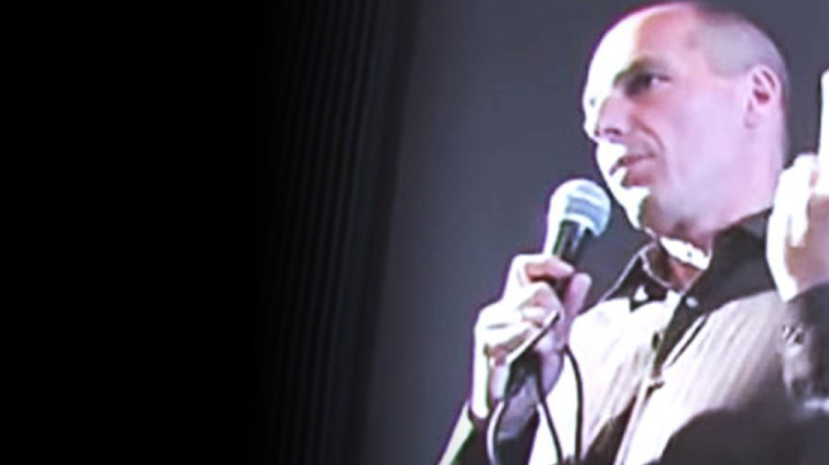 Κάθε ώρα κι ένα νέο επεισόδιο με το... δάχτυλο Βαρουφάκη!