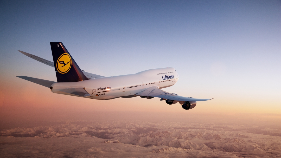 Ακυρώνει τις μισές πτήσεις της Παρασκευής η Lufthansa