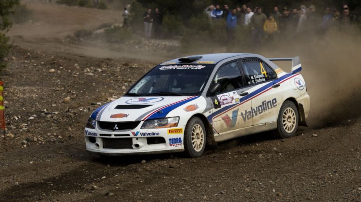 Επιστροφή στις ειδικές για Κώστα και Μάνο Στεφανή