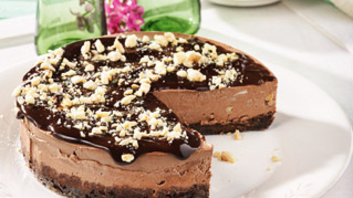 Cheesecake σοκολάτας µε αμύγδαλα