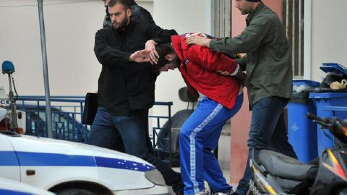 Η φρικιαστική εξομολόγηση του 24χρονου μητροκτόνου: «Δεν με άφηνε να ζήσω!»