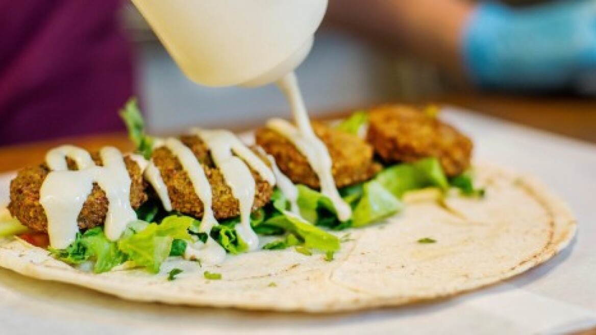 Φαλάφελ: Το έθνικ street food που αγάπησαν οι Αθηναίοι