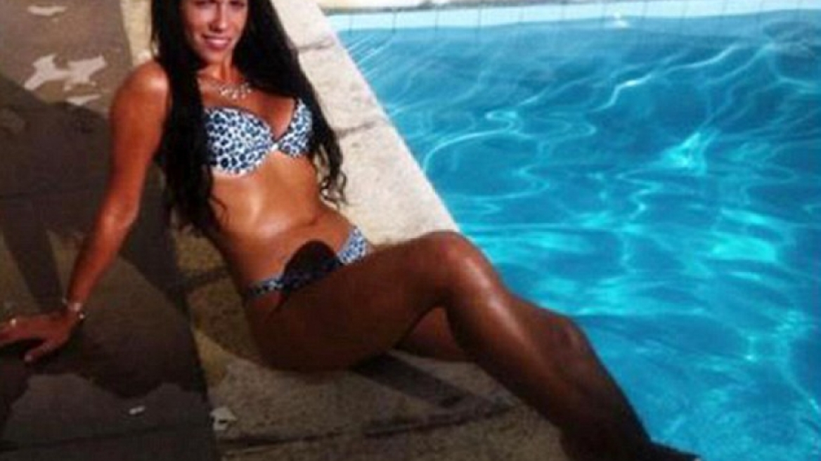 Sofia Davila: Η 21 ετών... «Μαύρη Χήρα» του Facebook