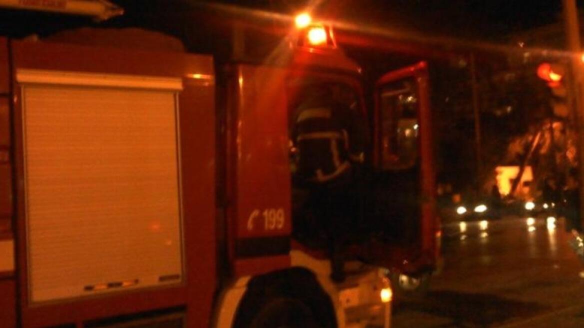 Πυρκαγιά σε εργοστάσιο στον Ταύρο