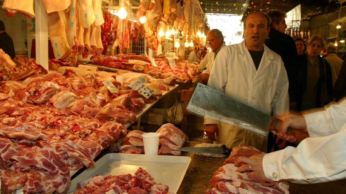 Μάλλον ακριβότερα θα αγοράσουν το αρνί φέτος οι καταναλωτές
