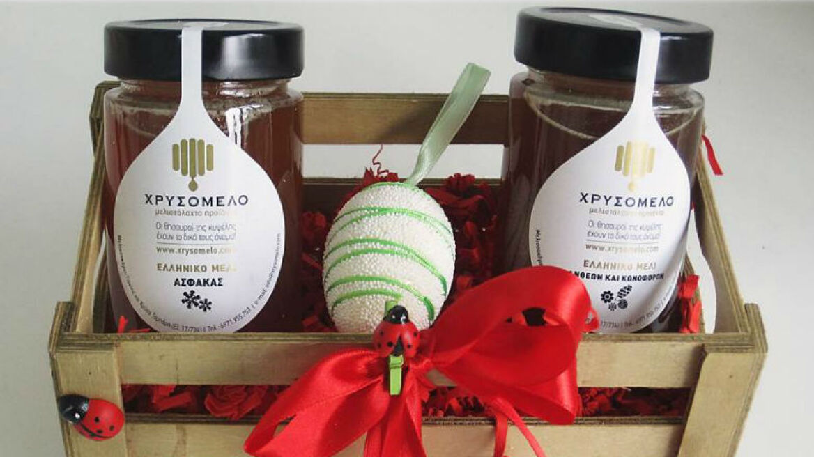 Ο απολυμένος δημοτικός αστυνομικός που έγινε μελισσοκόμος επιχειρηματίας