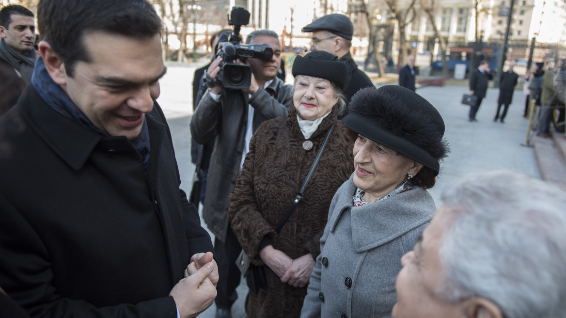 Μόσχα: Τετ α τετ Τσίπρα με την κόρη της ηρωίδας της αντίστασης Ηλέκτρας Αποστόλου