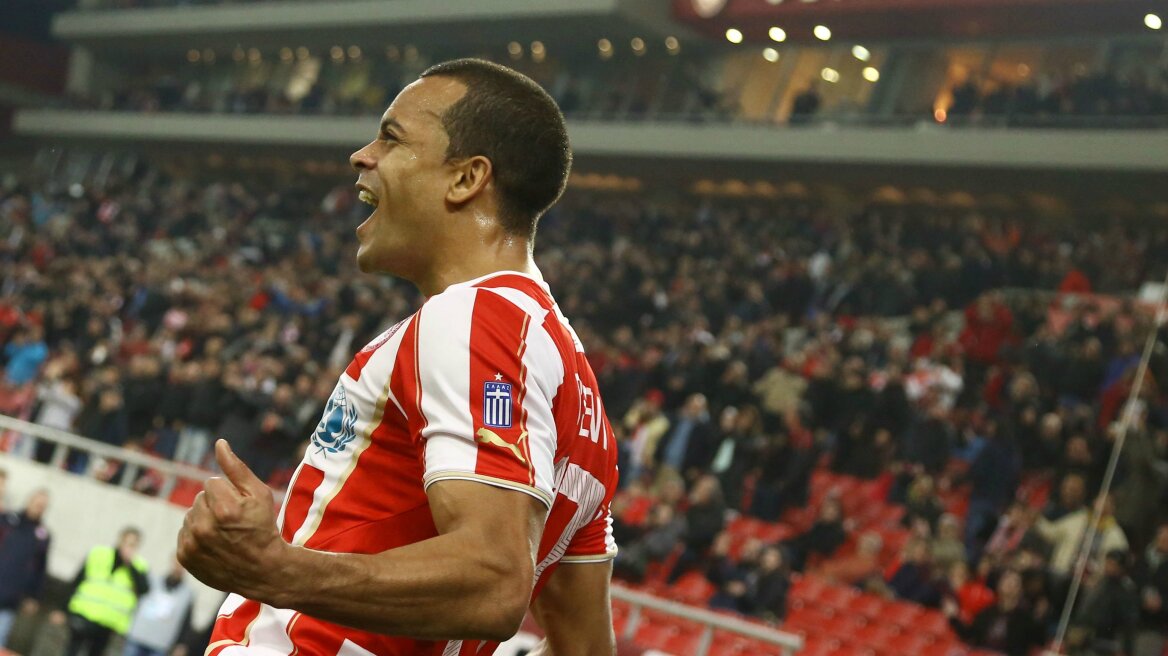 Ντοσεβί: «Αυτοπεποίθηση με Περέιρα»