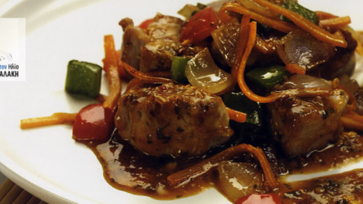 Χοιρινές μπουκίτσες με κόκκινο κάρι