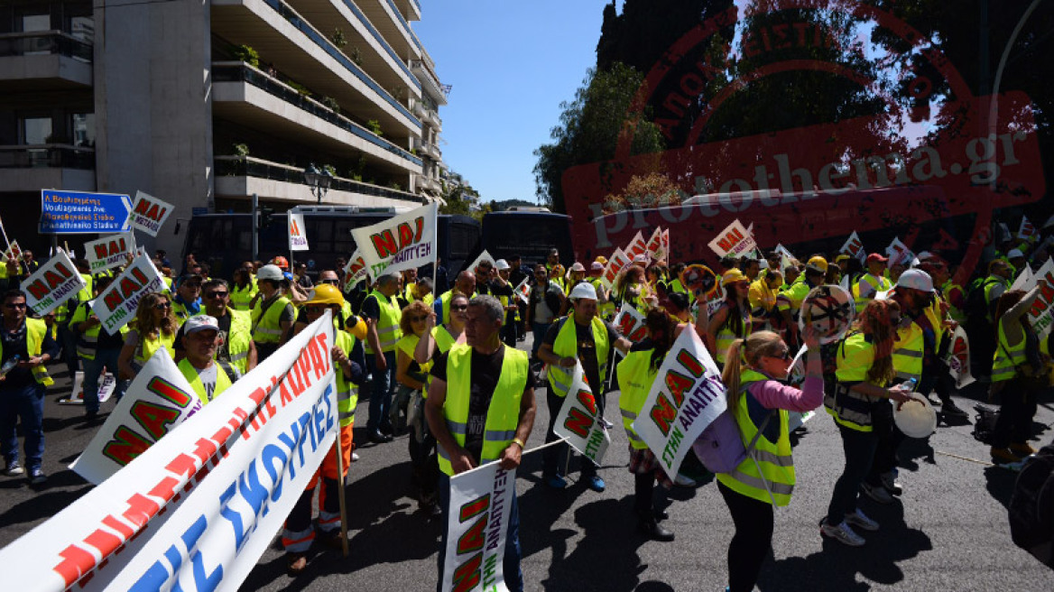 Για πρώτη φορά επί Τσίπρα τα ΜΑΤ έκλεισαν την Ηρώδου Αττικού