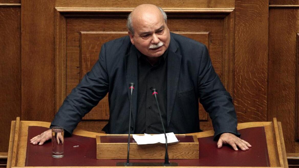 Βούτσης για ΜΜΕ: Το μακρύ σας χέρι στην κατασυκοφάντηση που γίνεται, θα κοπεί από τη ρίζα του