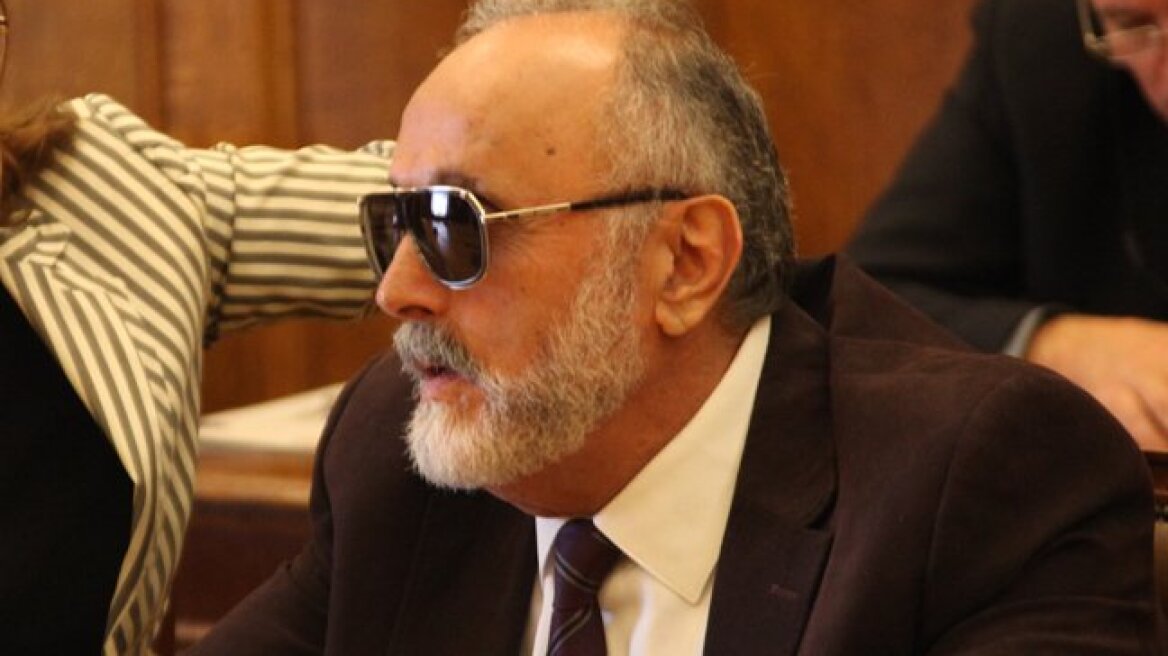 Μέτωπο κατά της κερδοσκοπίας των φαρμακευτικών συγκροτεί ο Κουρουμπλής