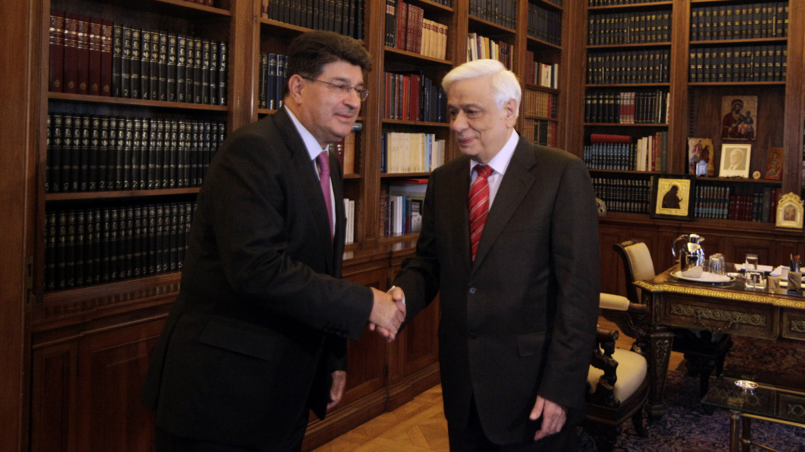 Παυλόπουλος: Ελπίζω ότι σύντομα θα υπάρξει λύση «χωρίς δυσχέρειες» και «με τρόπο οριστικό»