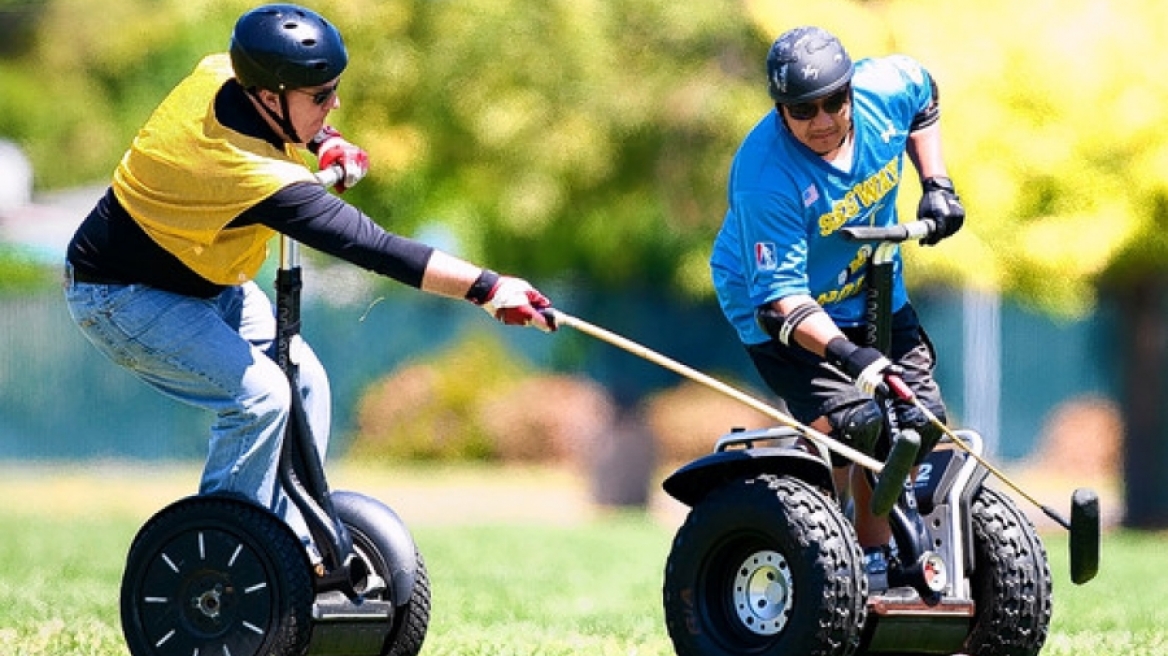 Δείτε το Segway Polo - Το νέο άθλημα που γίνεται όλο και πιο διάσημο