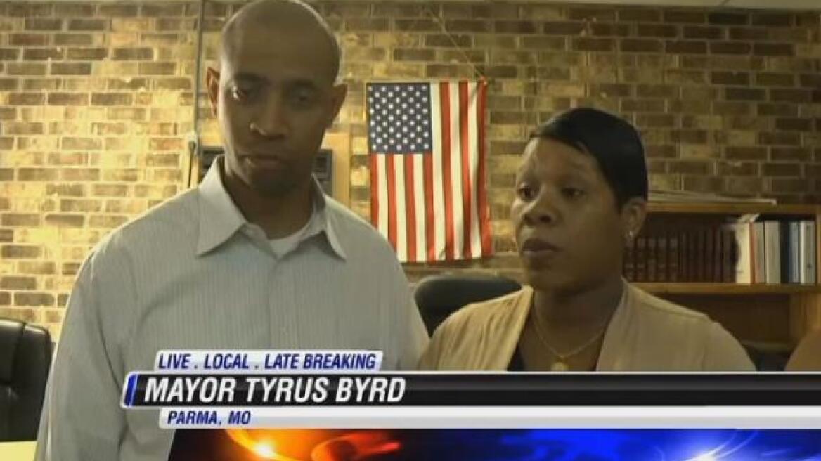 ΗΠΑ: Αστυνομικοί και δημόσιοι υπάλληλοι παραιτούνται, ώρες μετά την εκλογή νέας μαύρης δημάρχου