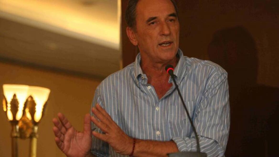 Μισά λόγια Σταθάκη για τους πολυθεσίτες συνεργάτες του 