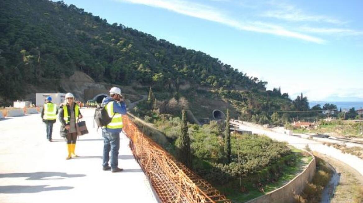 Τσιγγάνοι έβαλαν στόχο τα εργοτάξια στην Κορινθία