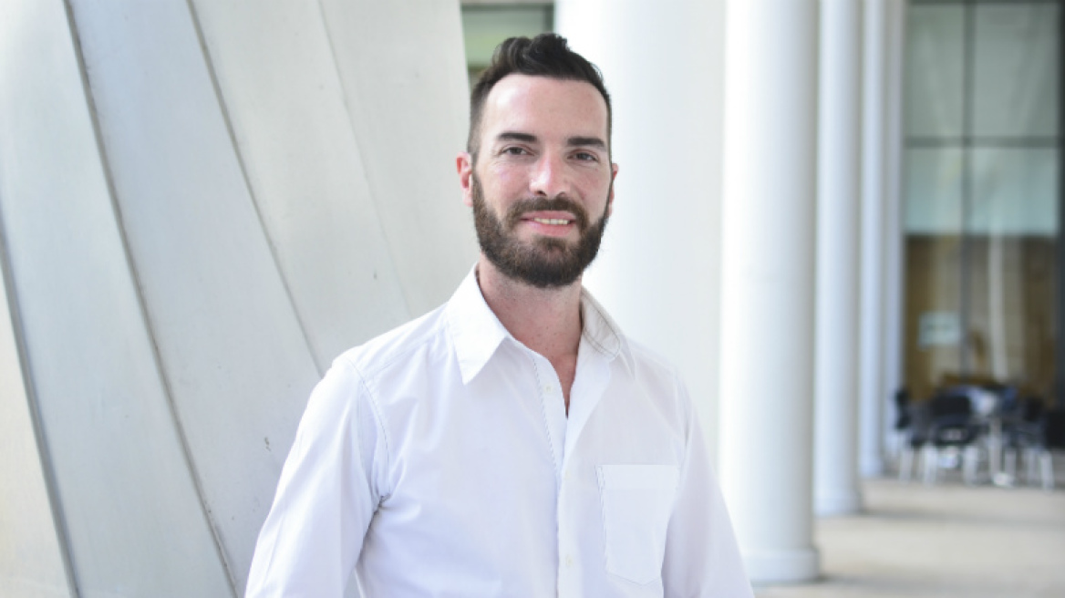 Ο Ακης στο AFRΑID 