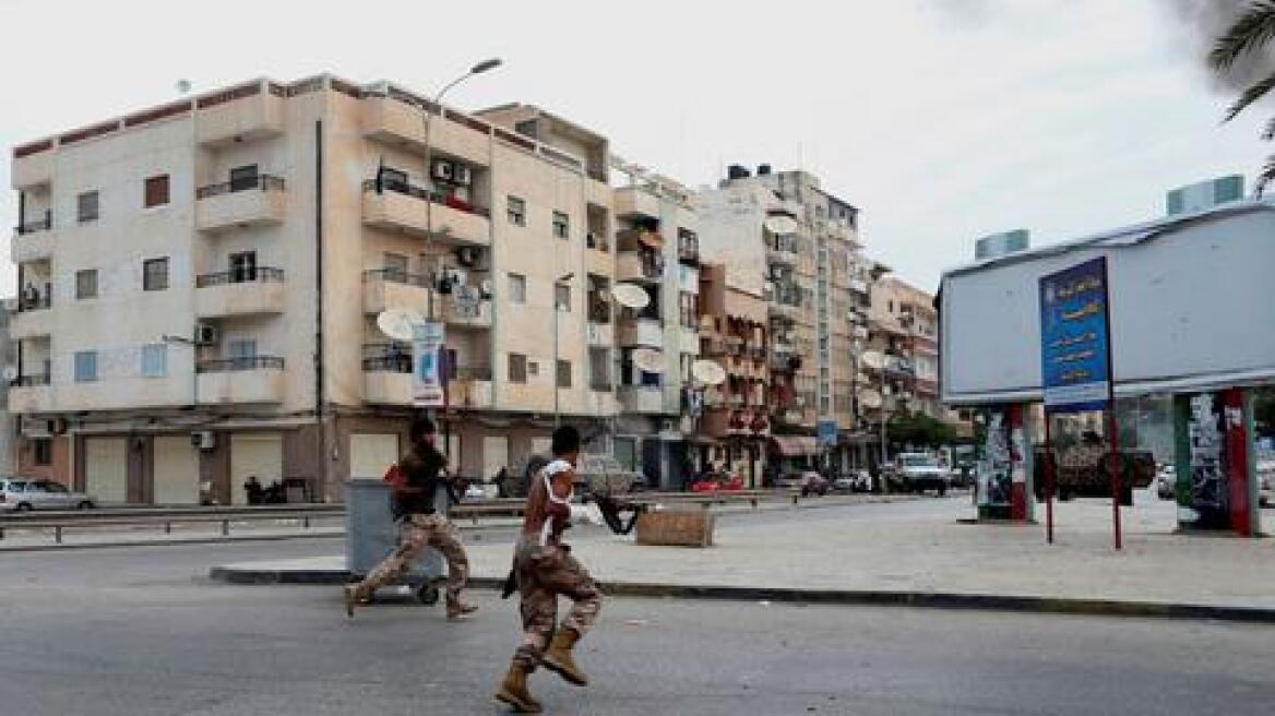 Λιβύη: Τρεις νεκροί από ρίψη ρουκέτας σε ιατρικό κέντρο