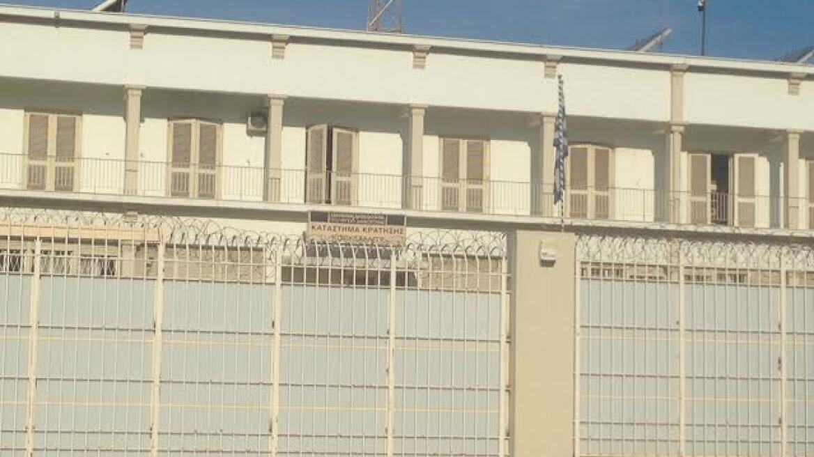 Άραβες με Αλβανούς απέναντι σε Πακιστανούς στις φυλακές Κορυδαλλού - Το χρονικό της φονικής συμπλοκής 