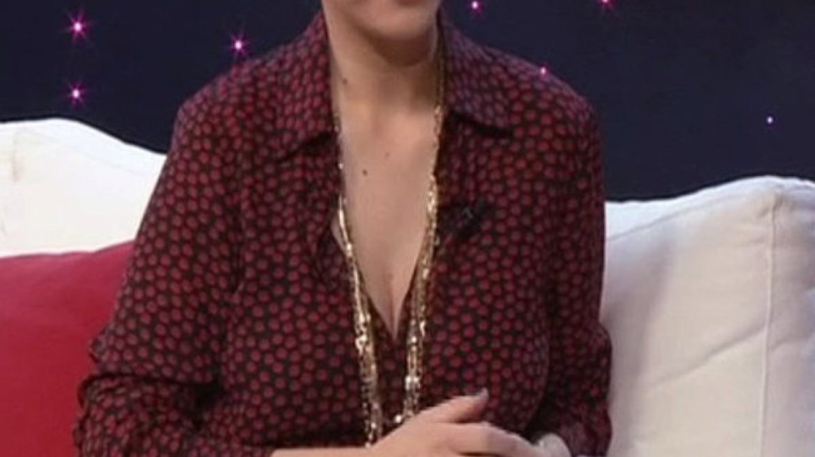 Ελληνίδα ηθοποιός έπιασε τον σύντροφό της με άλλη στο κρεβάτι