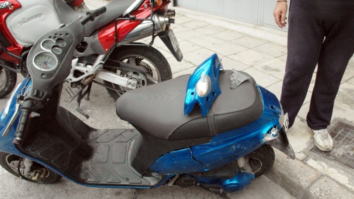 Μεθυσμένοι προσπάθησαν να κλέψουν μοτοσυκλέτα