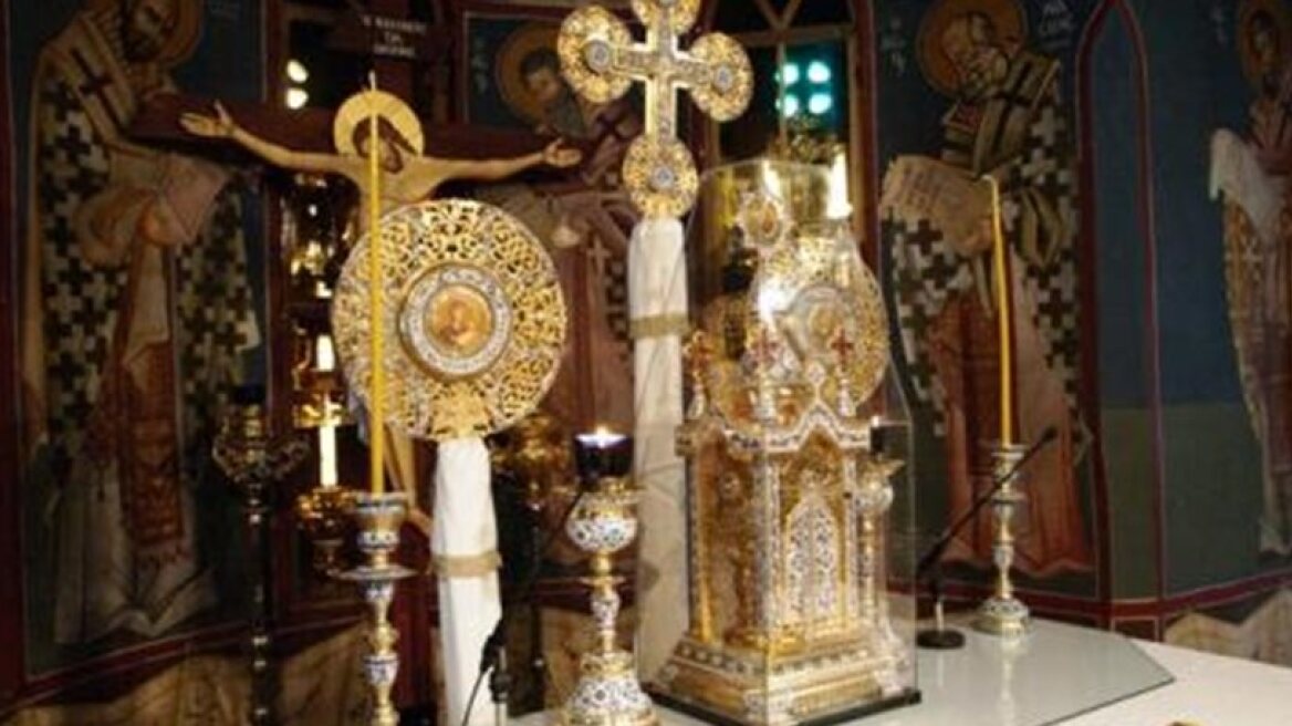 Σέρρες: Ιερόσυλος χτύπησε το νεωκόρο που τον έπιασε