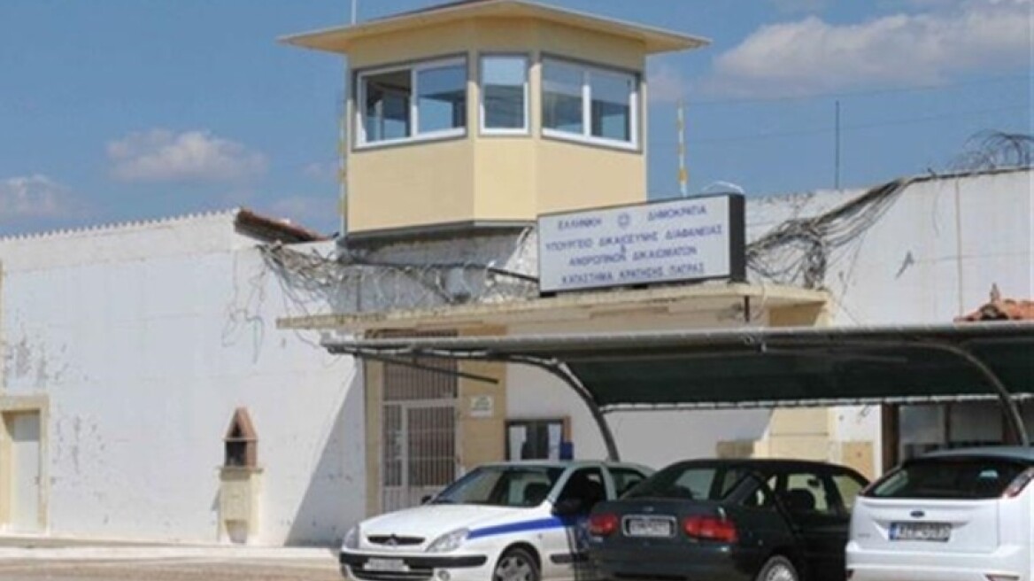 Αλλοδαπός ετοίμαζε μακελειό στις φυλακές της Πάτρας