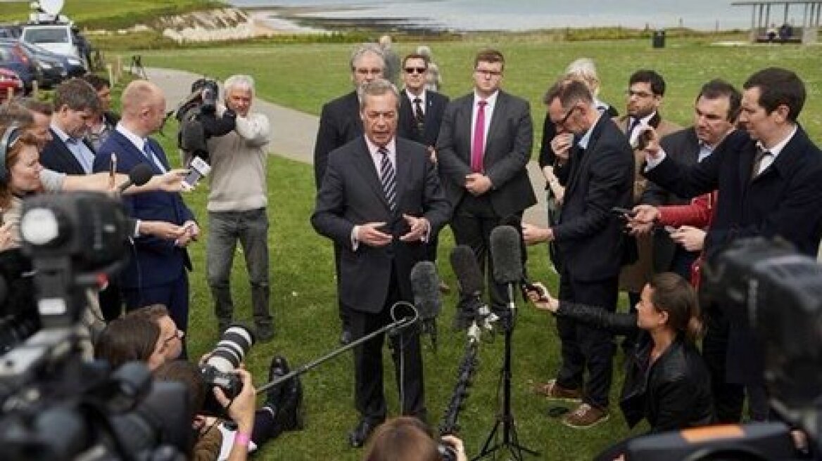 Βρετανία: Ανακάλεσε την παραίτησή του ο Νάιτζελ Φάρατζ