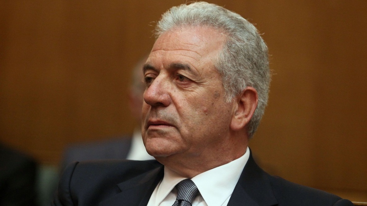 Αβραμόπουλος: «Υπάρχει κοινή ευθύνη» στην ΕΕ για τη μετανάστευση