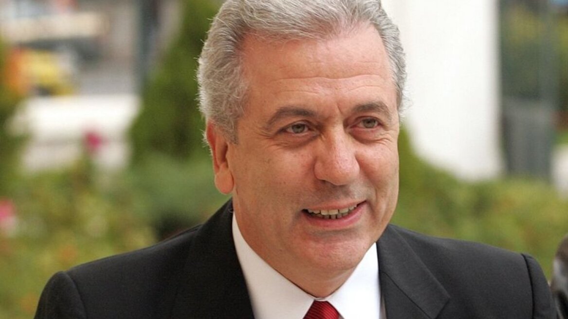 Θέματα μετανάστευσης συζήτησε ο Αβραμόπουλος στην Κύπρο 