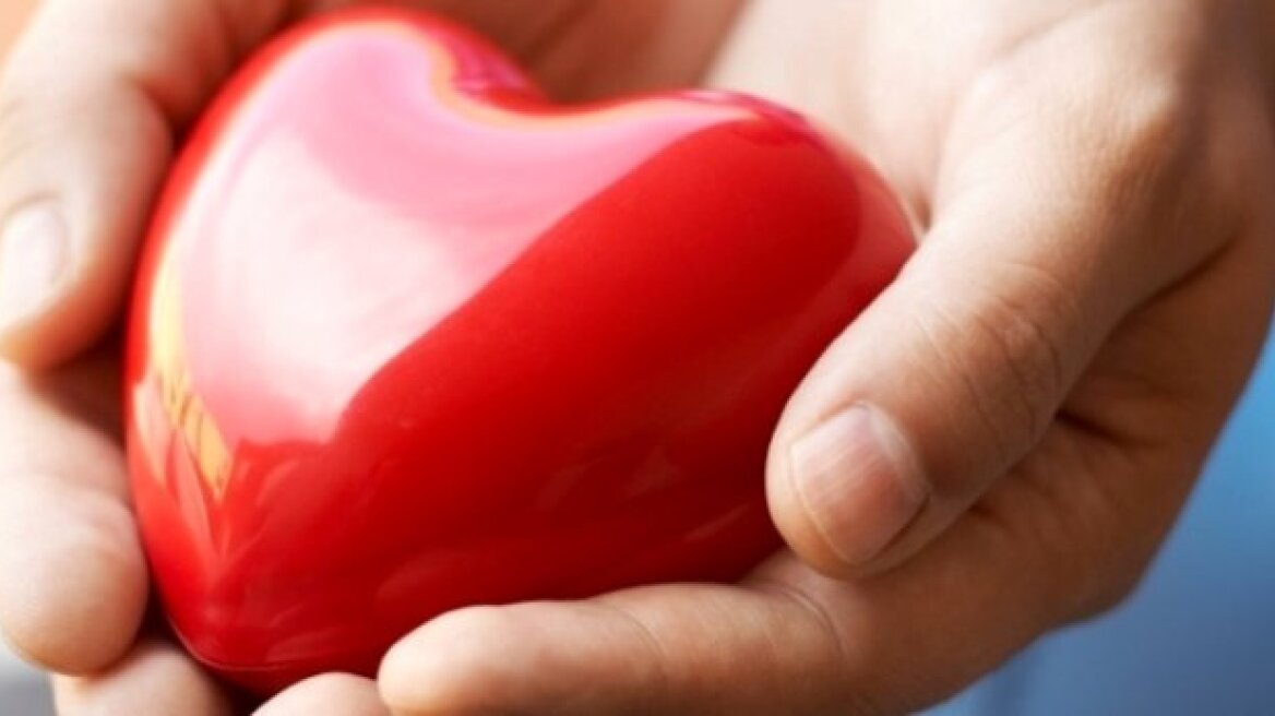 Δυνατή χειραψία σημαίνει δυνατή καρδιά!