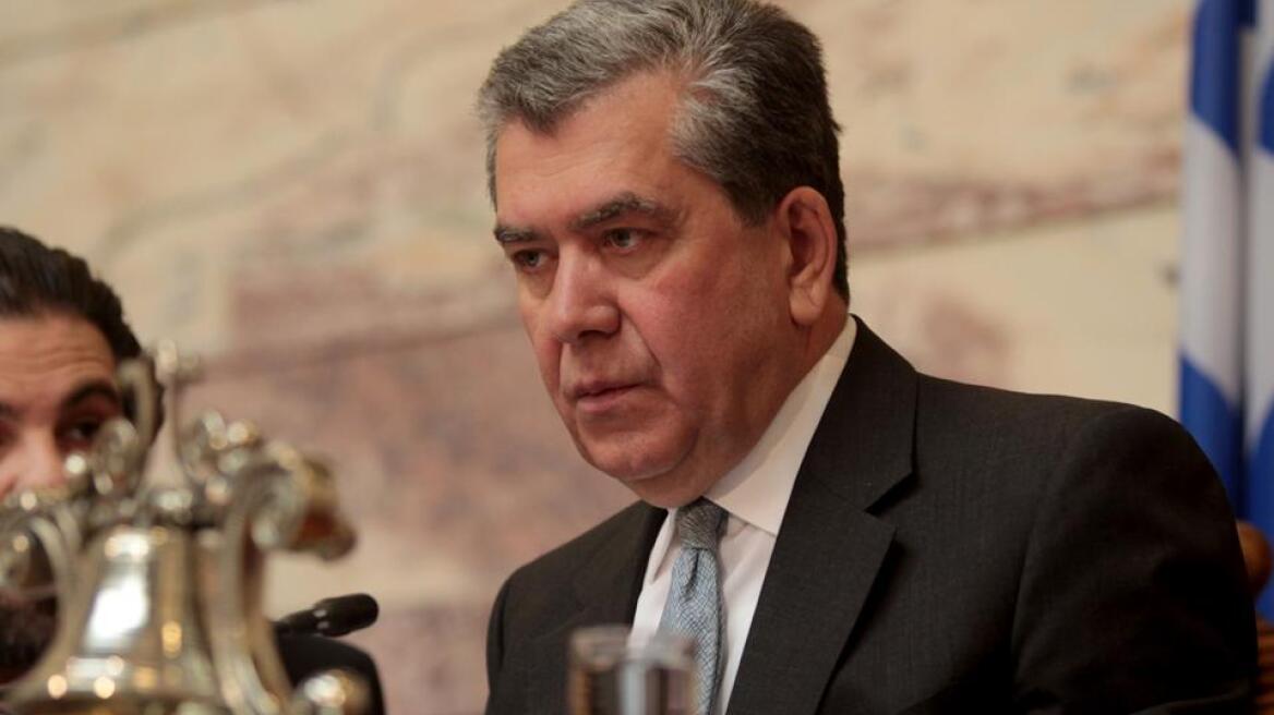 Γιατί ο Μητρόπουλος αποκάλεσε «βροχοποιό» τον Βαρουφάκη;