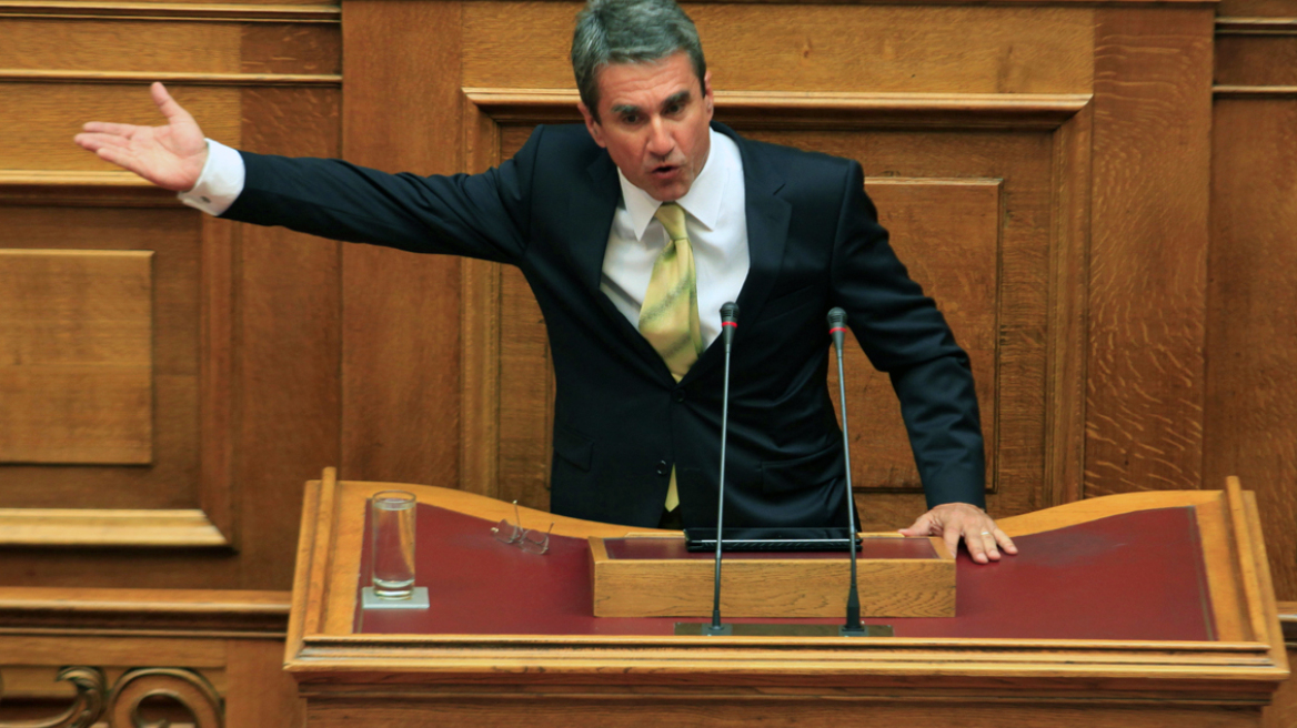Λοβέρδος κατά Λαφαζάνη: «Περιφρονεί το κοινοβούλιο, έχει πάθει απώλεια μνήμης»