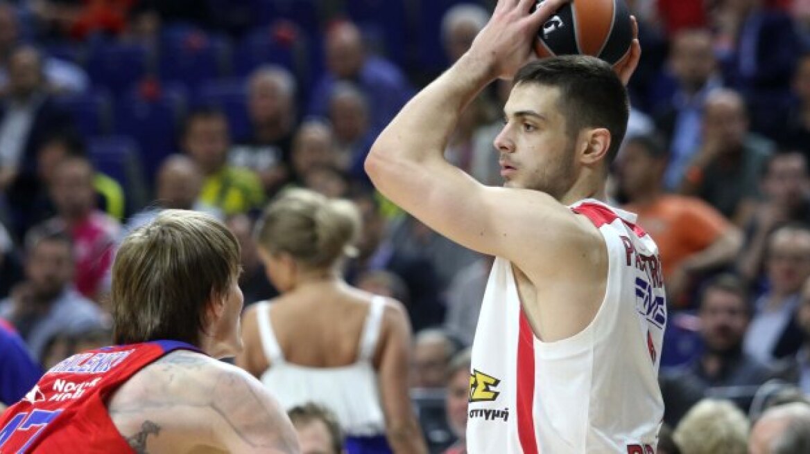 Παπαπέτρου: «Ξέρουν τι σημαίνει Ολυμπιακός»