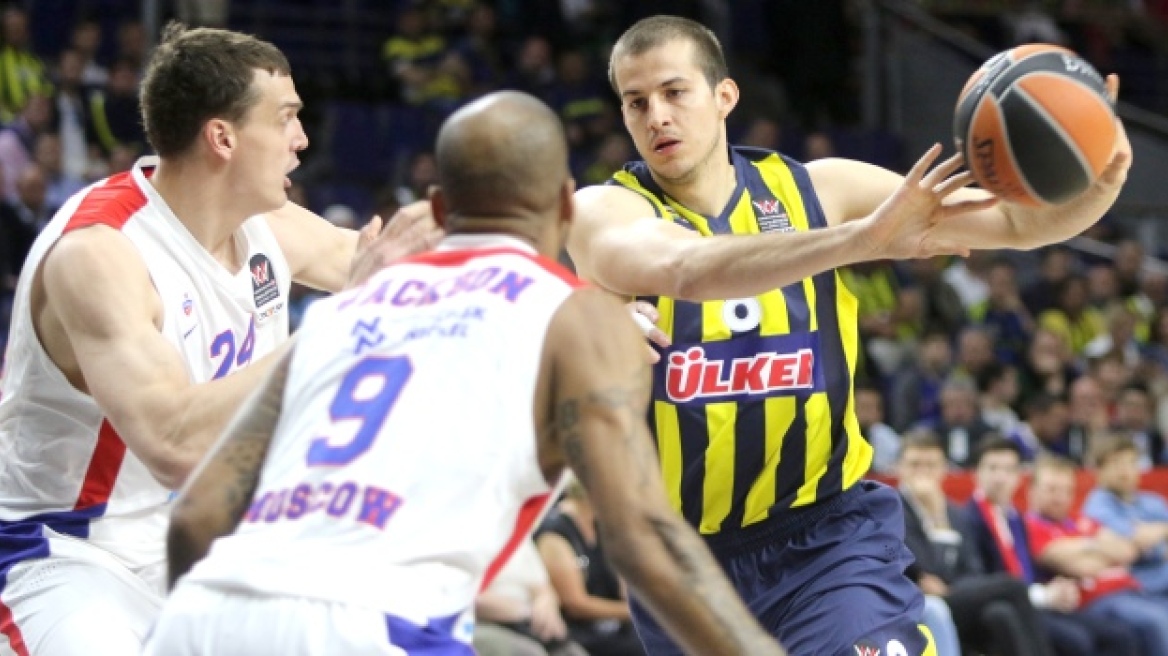 Ευρωλίγκα: Στην τρίτη θέση η ΤΣΣΚΑ (86-80 τη Φενέρ)