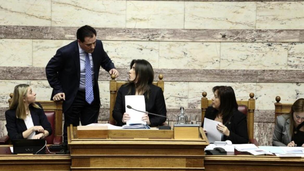 Άδωνις: Σχήμα λόγου η κατάργηση Μνημονίου, κατά κυριολεξία επαναπροσλήψεις και διορισμοί
