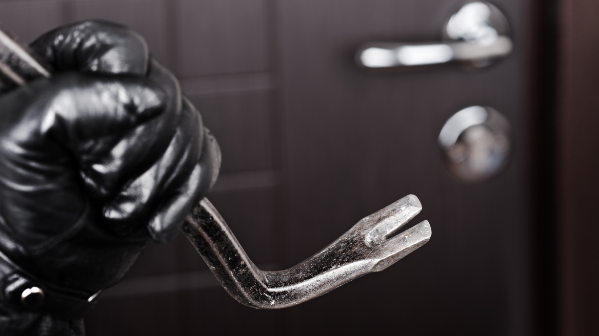 Απίστευτο και όμως αληθινό: 72χρονη έπεσε θύμα ληστείας 64 φορές!