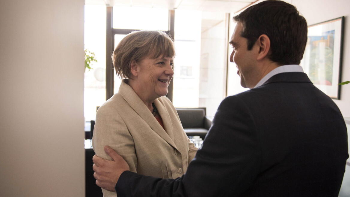 Handelsblatt: Τσίπρας, ο νέος «μερκελιστής» της Ελλάδας